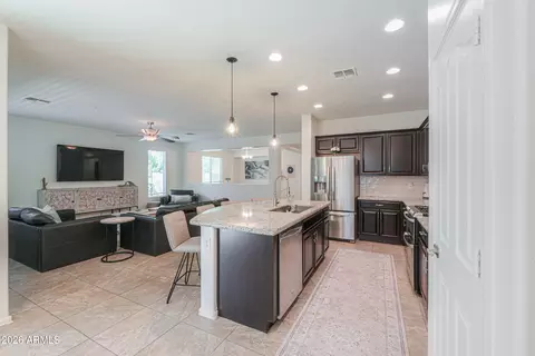 Entry Way - 4575 E Waterman St, Gilbert, AZ 85297 photo 5 of 6