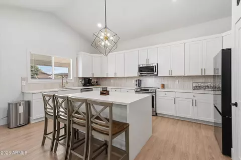 Kitchen - 10427 E Diamond Ave, Mesa, AZ 85208 photo 3 of 3