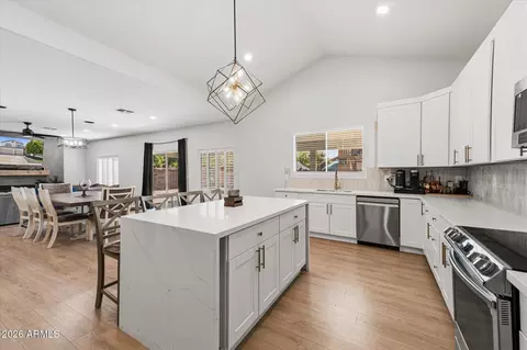 Kitchen - 10427 E Diamond Ave, Mesa, AZ 85208 photo 1 of 3