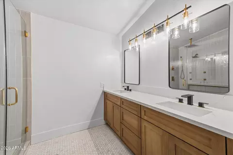 Bath - 10427 E Diamond Ave, Mesa, AZ 85208 photo 3 of 4