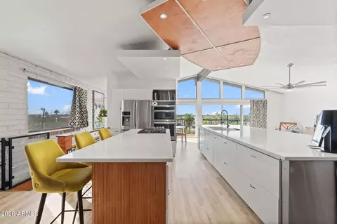 306 W Camino Vis, Phoenix, AZ 85021