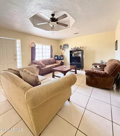 711 E 3rd St, Douglas, AZ 85607 photo 5
