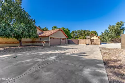 Exterior - 3152 E Irwin Ave, Mesa, AZ 85204 photo 3 of 4