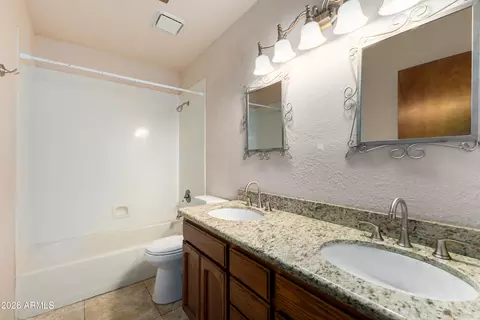 Bath - 3152 E Irwin Ave, Mesa, AZ 85204 photo 3 of 4
