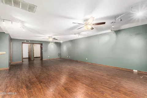 Living - 3152 E Irwin Ave, Mesa, AZ 85204 photo 3 of 4