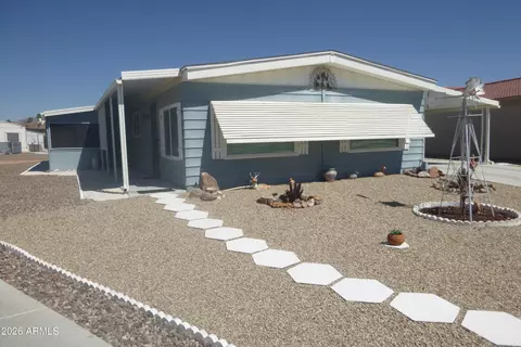 2305 N Floyd Dr, Mesa, AZ 85215