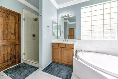Bath - 5902 W Gambit Trl, Phoenix, AZ 85083 photo 2 of 5