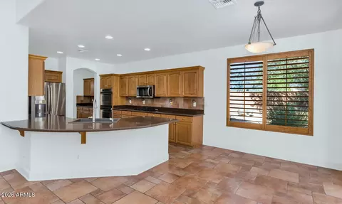 Kitchen - 5902 W Gambit Trl, Phoenix, AZ 85083 photo 2 of 4