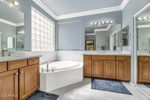 Bath - 5902 W Gambit Trl, Phoenix, AZ 85083 photo 1 of 5