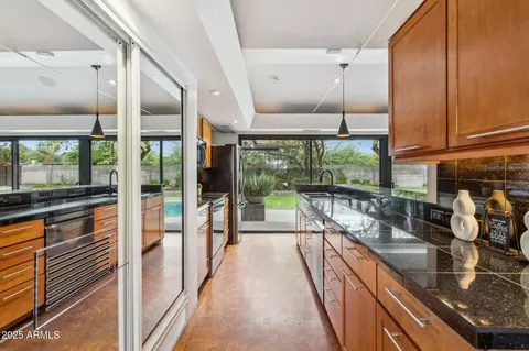 Kitchen - 4324 E Stanford Dr, Phoenix, AZ 85018 photo 1 of 4