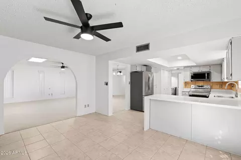 Other - 6105 N 12th Way, Phoenix, AZ 85014 photo 2 of 4