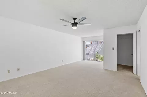 Living - 6105 N 12th Way, Phoenix, AZ 85014 photo 5 of 5
