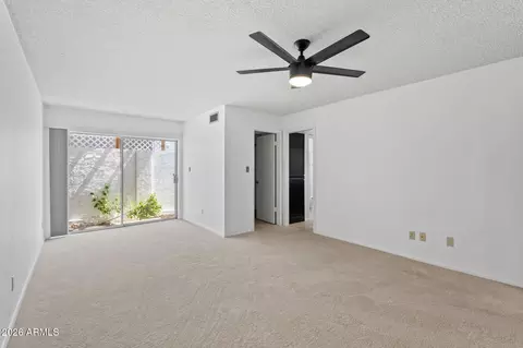 Bedroom - 6105 N 12th Way, Phoenix, AZ 85014 photo 4 of 4