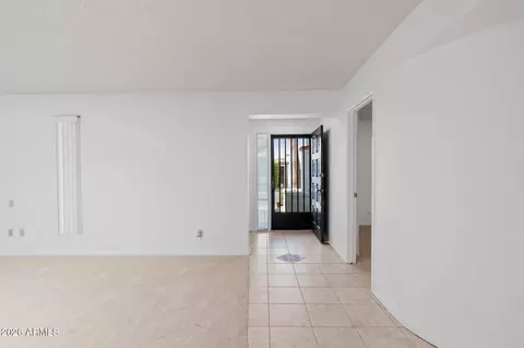 Entry Way - 6105 N 12th Way, Phoenix, AZ 85014 photo 1 of 1