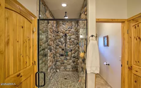 Bath - 137 E Hilltop Dr, Young, AZ 85554 photo 1 of 6