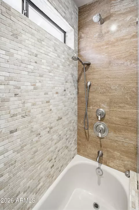 Bath - 841 N Gentry --, Mesa, AZ 85213 photo 5 of 7