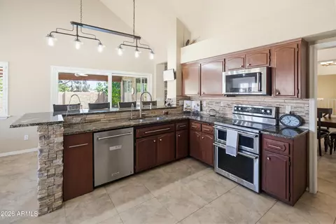 Kitchen - 841 N Gentry --, Mesa, AZ 85213 photo 4 of 7