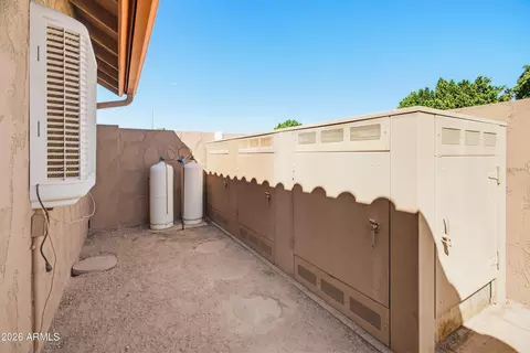 Exterior - 841 N Gentry --, Mesa, AZ 85213 photo 12 of 13