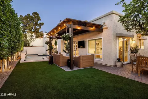 Exterior - 1538 E Montebello Ave, Phoenix, AZ 85014 photo 4 of 7
