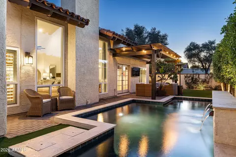Exterior - 1538 E Montebello Ave, Phoenix, AZ 85014 photo 7 of 7