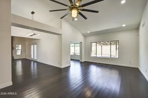 Living - 938 E Knight Ln, Tempe, AZ 85284 photo 1 of 6