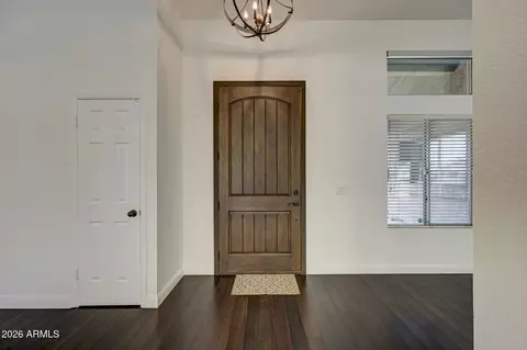 Entry Way - 938 E Knight Ln, Tempe, AZ 85284 photo 1 of 2