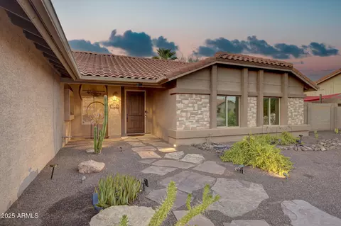 Other - 938 E Knight Ln, Tempe, AZ 85284 photo 1 of 21