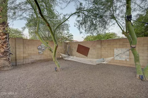 Exterior - 938 E Knight Ln, Tempe, AZ 85284 photo 6 of 6