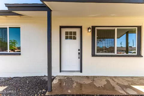 Exterior - 3121 N 35th Dr, Phoenix, AZ 85019 photo 4 of 7