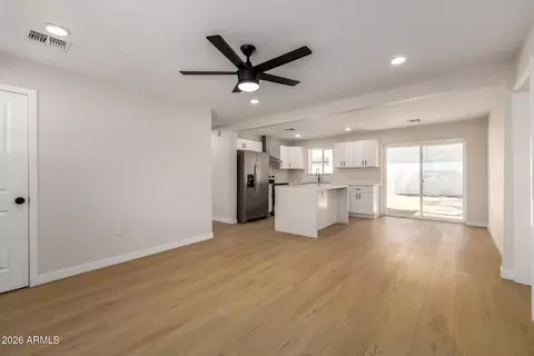 Living - 3121 N 35th Dr, Phoenix, AZ 85019 photo 1 of 3