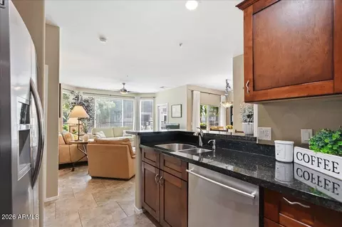 435 W Rio Salado Pkwy #111, Tempe, AZ 85281