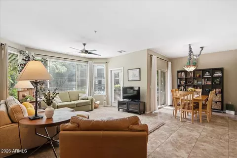 435 W Rio Salado Pkwy #111, Tempe, AZ 85281