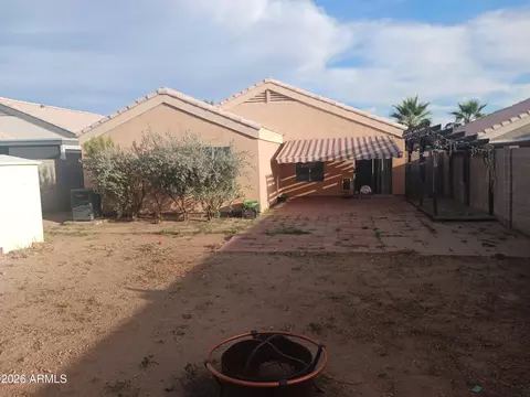 Exterior - 1240 W Diamond Ave, Apache Junction, AZ 85120 photo 7 of 9
