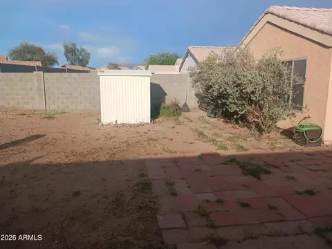 Exterior - 1240 W Diamond Ave, Apache Junction, AZ 85120 photo 5 of 9