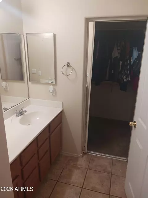 Bath - 1240 W Diamond Ave, Apache Junction, AZ 85120 photo 4 of 5