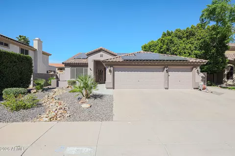 5974 W Kerry Ln, Glendale, AZ 85308