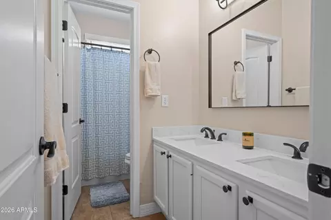 Bath - 7643 E Sandia Cir, Mesa, AZ 85207 photo 5 of 5