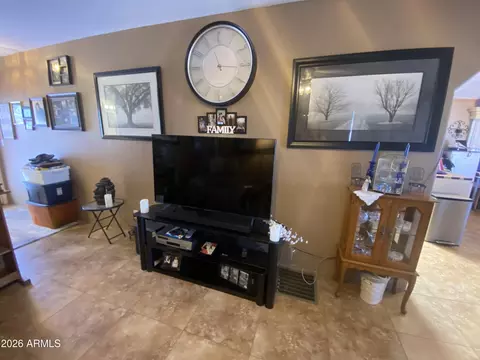 2010 S Crow Ave, Apache Junction, AZ 85119 photo 12