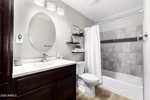 Bath - 5150 E Tunder Dr, Phoenix, AZ 85044 photo 3 of 3