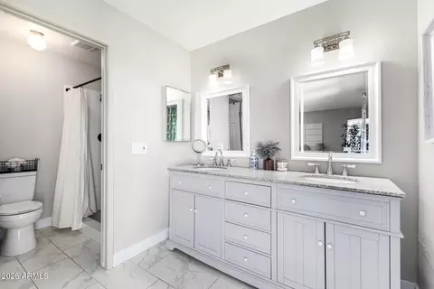 Bath - 5150 E Tunder Dr, Phoenix, AZ 85044 photo 1 of 3