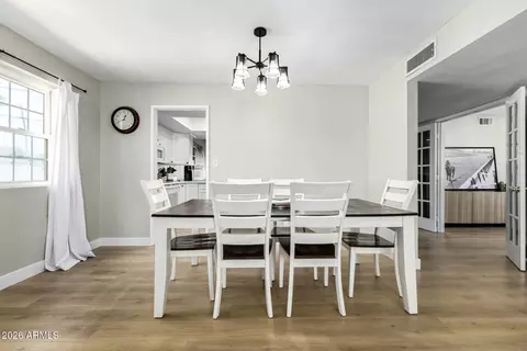 Dining - 5150 E Tunder Dr, Phoenix, AZ 85044 photo 1 of 1