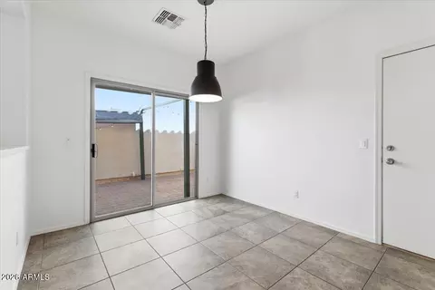 Dining - 104 E Palomino Dr, Gilbert, AZ 85296 photo 2 of 2