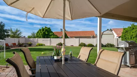 Exterior - 408 E Meadows Ln, Gilbert, AZ 85234 photo 13 of 17