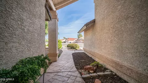 Entry Way - 408 E Meadows Ln, Gilbert, AZ 85234 photo 4 of 4