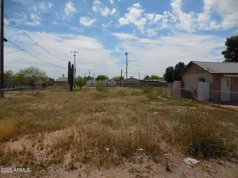 227 W Vah Ki Inn Rd #7, Coolidge, AZ 85128