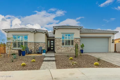 5700 N 202nd Ln, Litchfield Park, AZ 85340