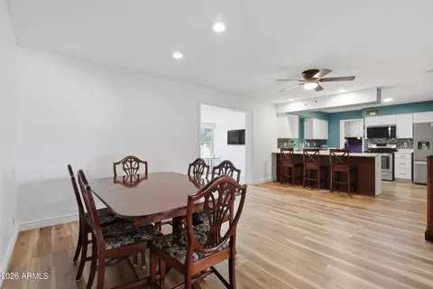 Dining - 4135 E Carmel Ave, Mesa, AZ 85206 photo 2 of 3