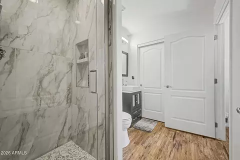 Bath - 3422 E Avalon Dr, Phoenix, AZ 85018 photo 1 of 6