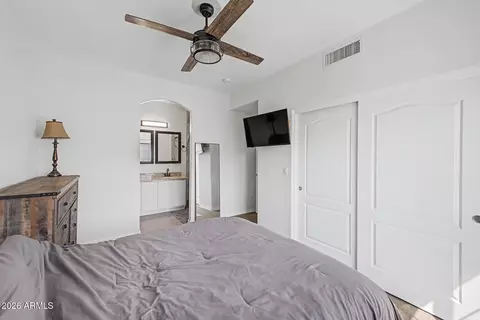 Bedroom - 3422 E Avalon Dr, Phoenix, AZ 85018 photo 7 of 7