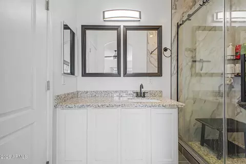 Bath - 3422 E Avalon Dr, Phoenix, AZ 85018 photo 6 of 6